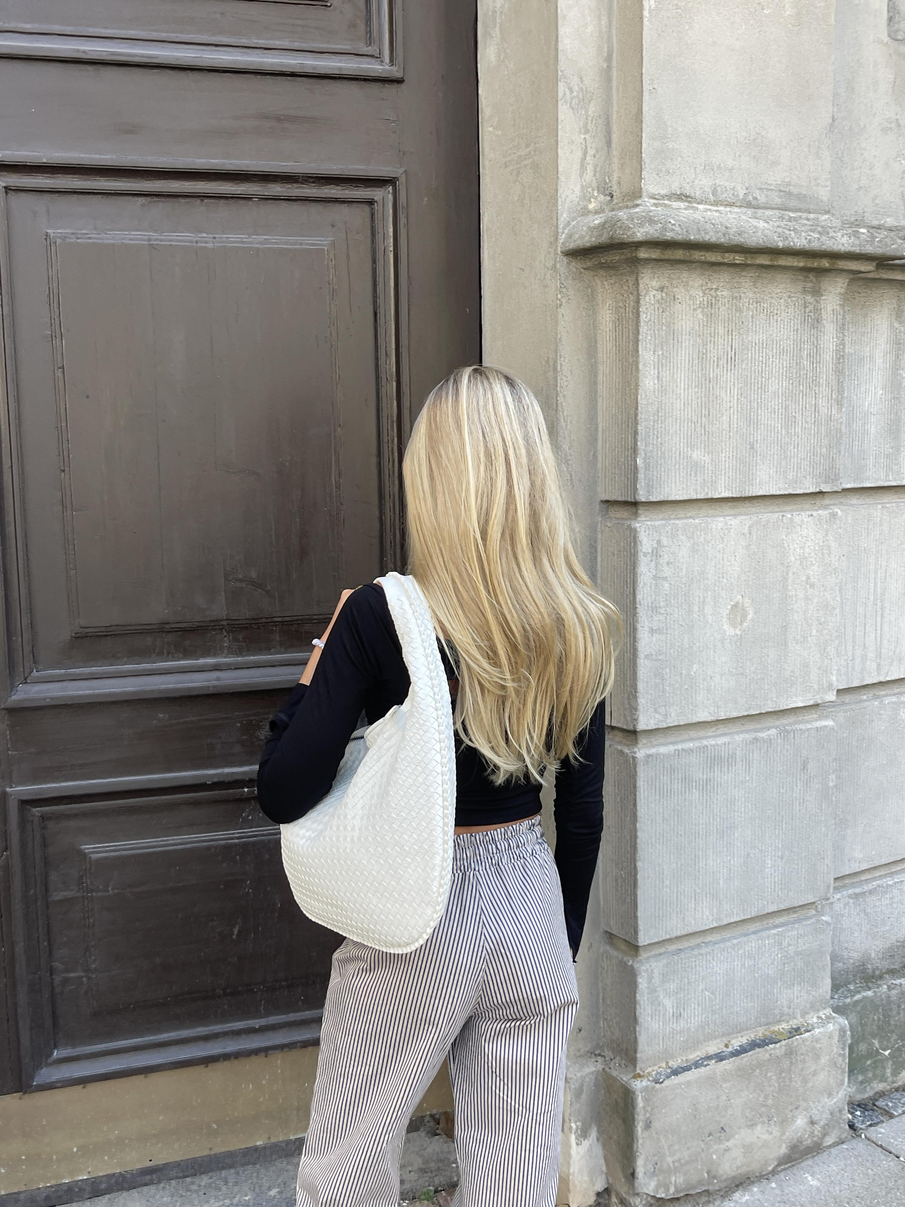 Niya Musthave Bag - White